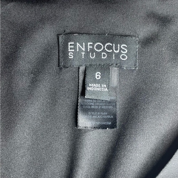 ENFOCUS STUDIO | Black and Cream Lace Dress | Size 6 - Picture 6 of 8